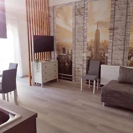 Apartment Lavanda Rust