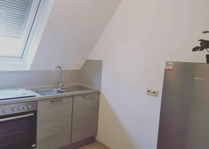 Lavanda Apartment Rust