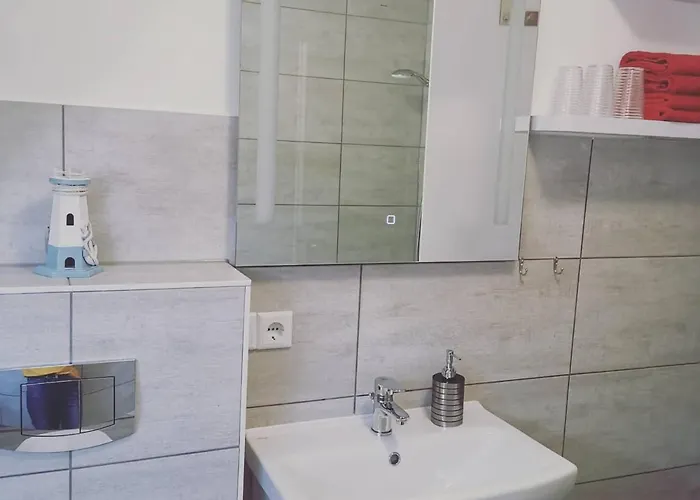 Apartment Lavanda Rust